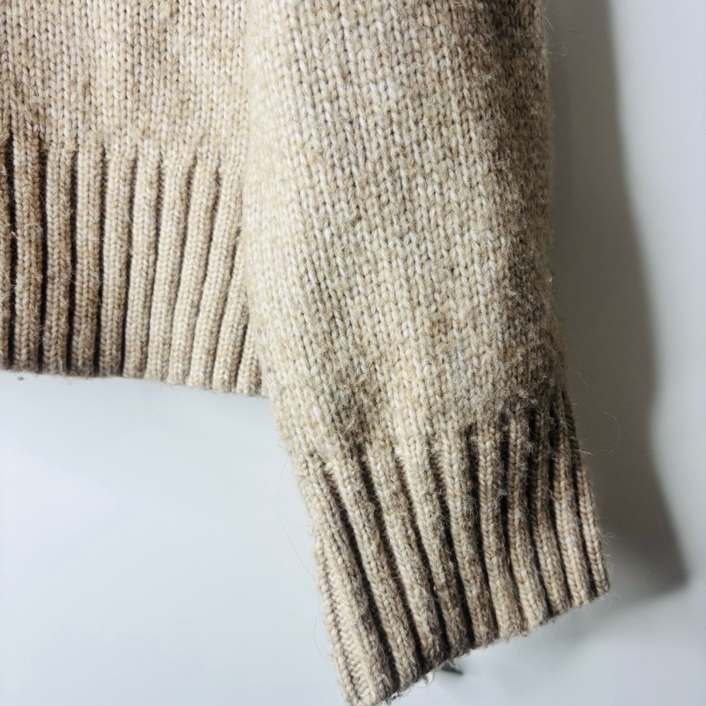 Topshop Beige V-Neck Sweater - Picture 7 of 13